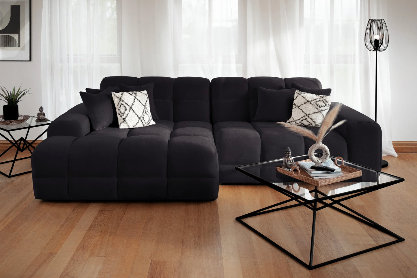 Winchester Left Hand facing Corner