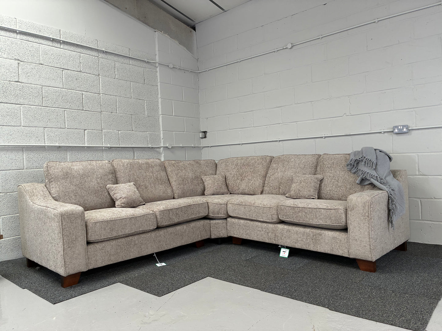 Oakland Corner Sofa