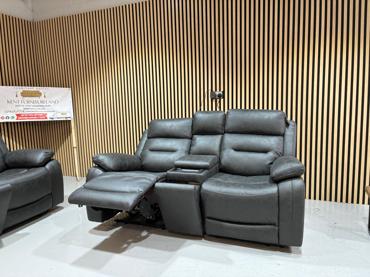 DFS Model Pierrmont 2x 2 Seat Smart Power Recliner Bundle