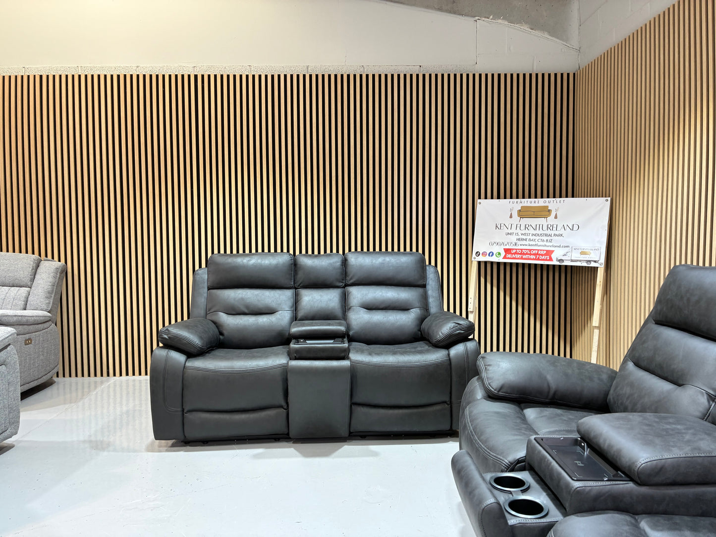 DFS Model Pierrmont 2x 2 Seat Smart Power Recliner Bundle