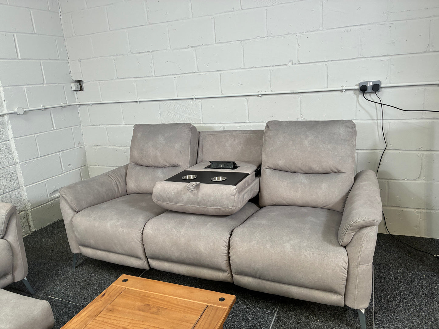 BRAND NEW FURNITURE VILLAGE DAYTONA 3 Seater Power recliner with cinema seat, Bluetooth speaker drink holder and 2 plugs with a 2 Seater Sofa (static) and Storage footstool Full Set