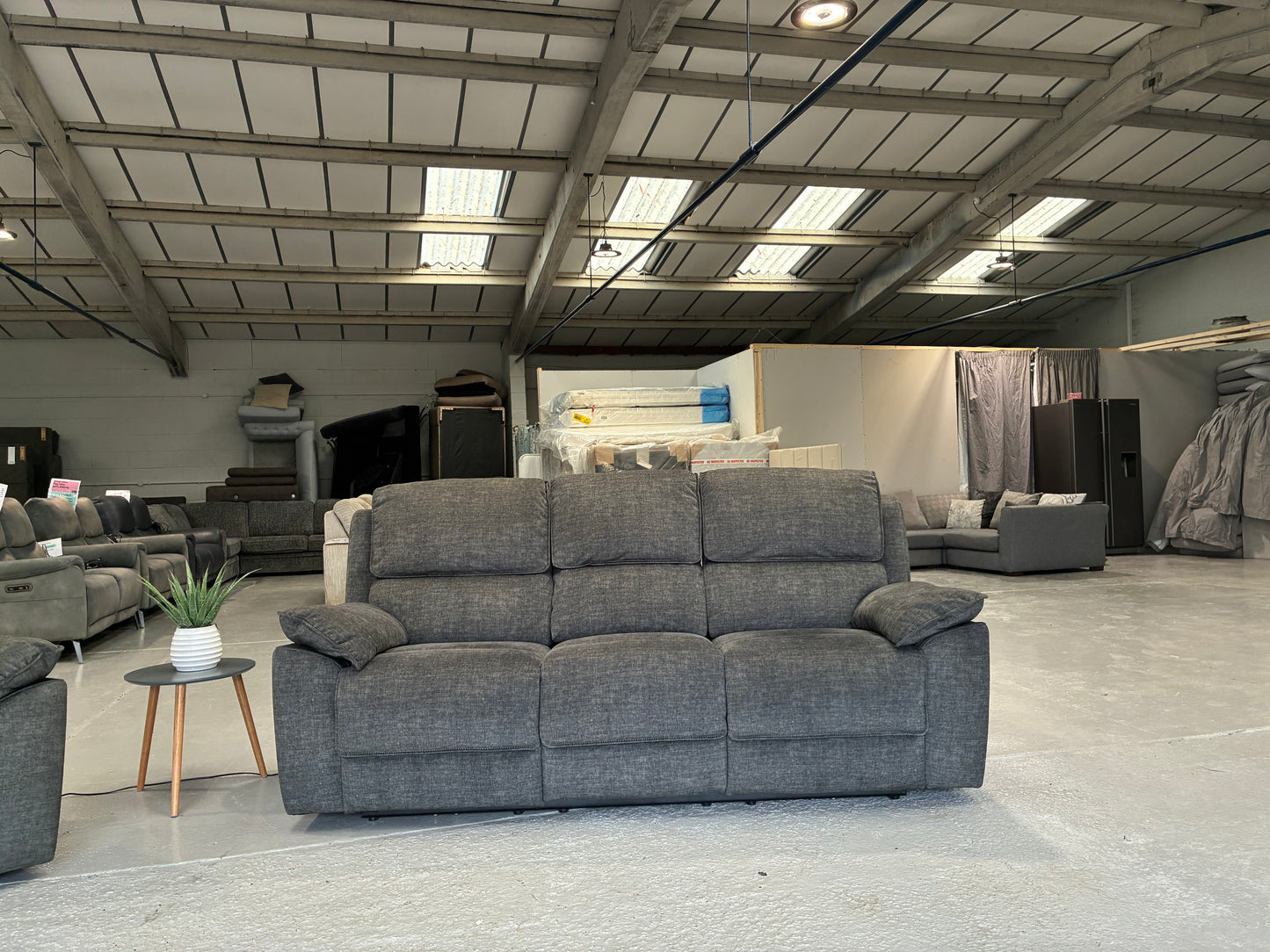 Brand New Oak Furnitureland Goodwood 2 and 3 Seater Recliner Set