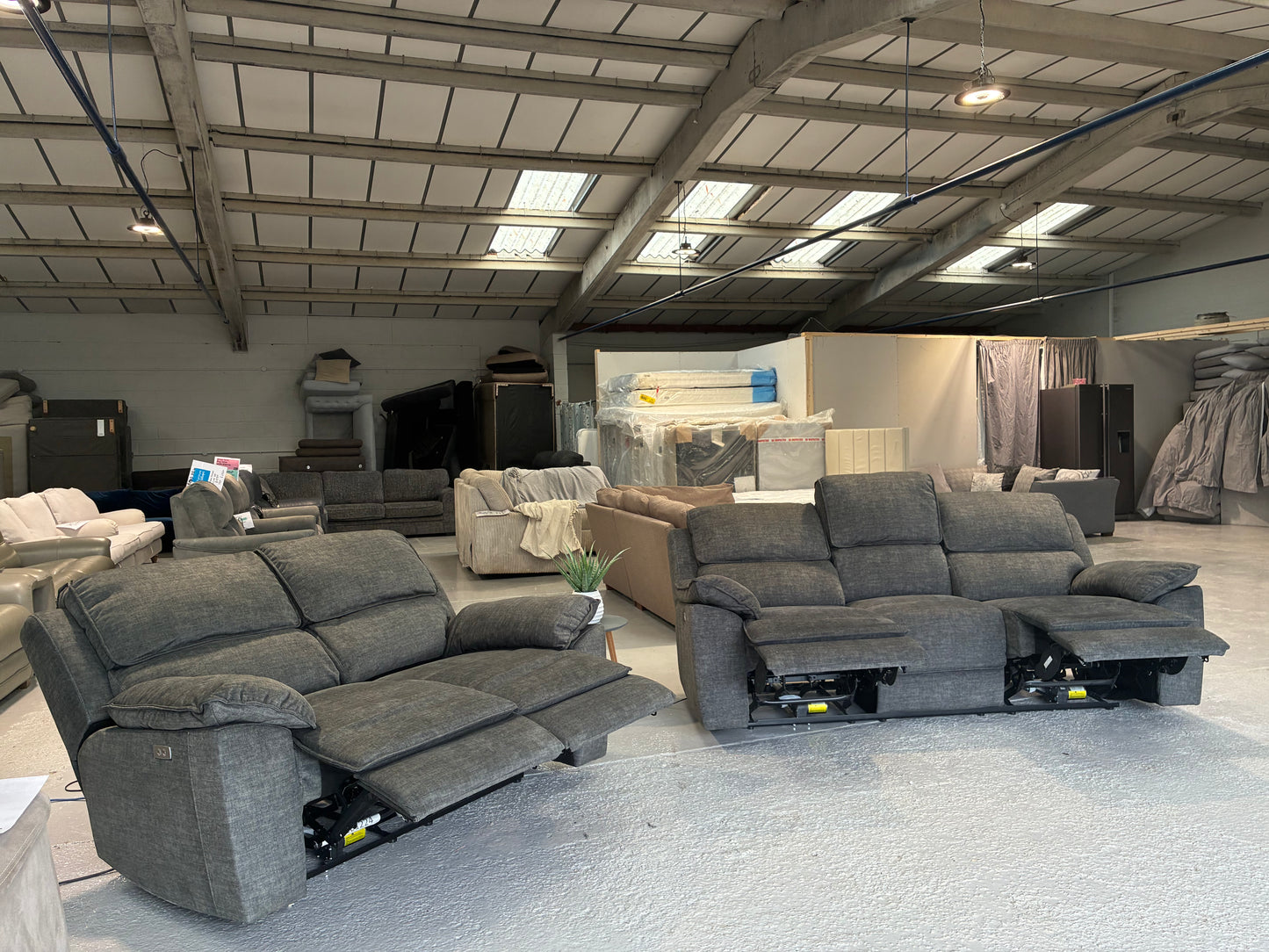 Brand New Oak Furnitureland Goodwood 2 and 3 Seater Recliner Set